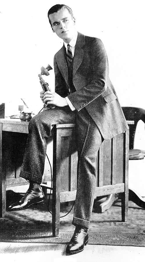 balmoral-boots-with-a-suit_gg-com