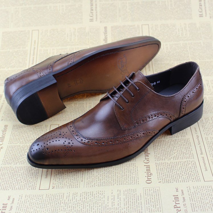 buty_dark_brogues